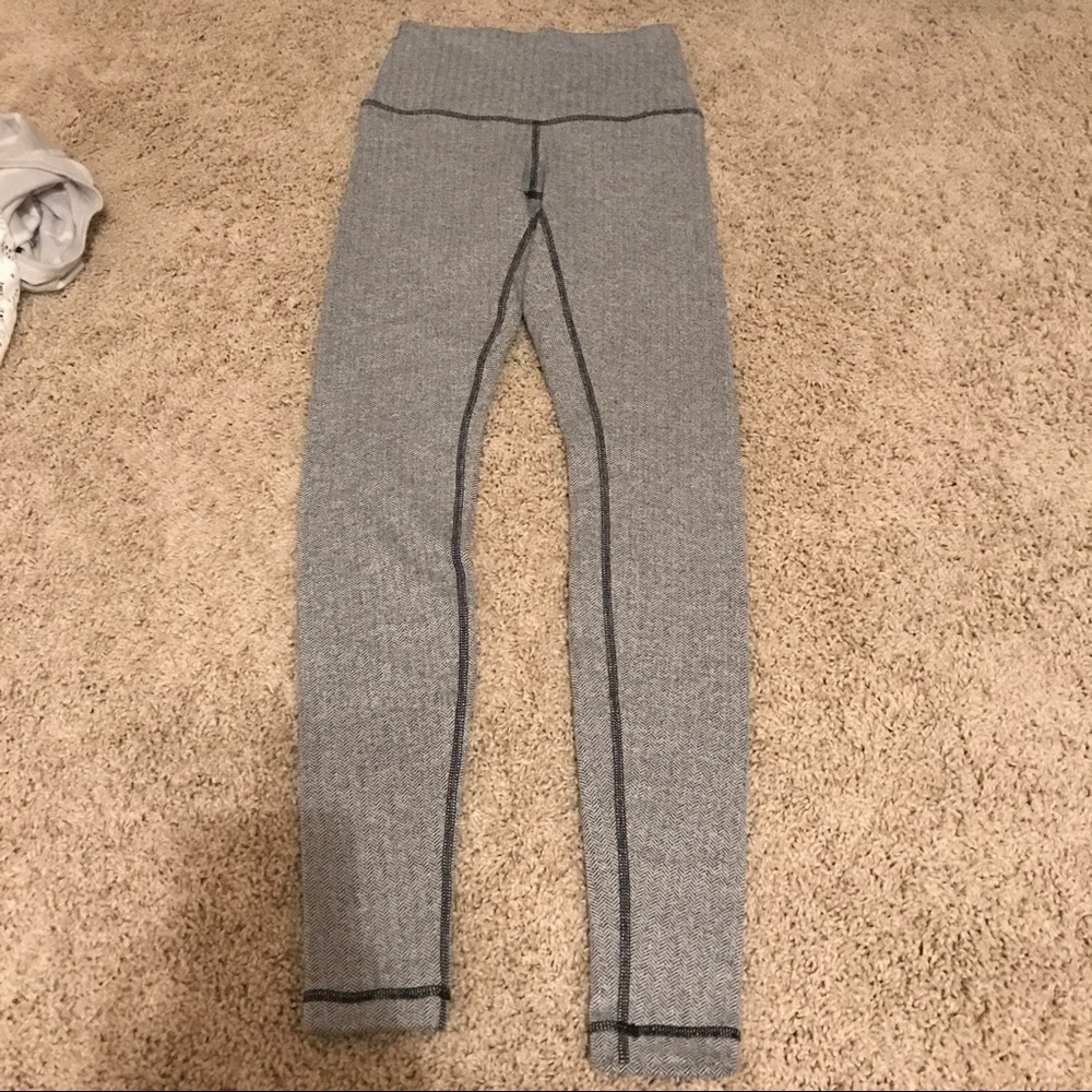 Lululemon Ghost Herringbone Roll Down Wup - image 1